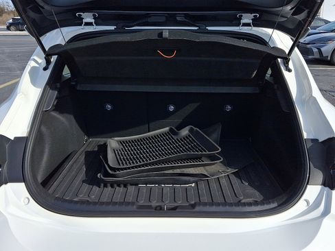 Used 2023 Toyota Corolla SE image 30