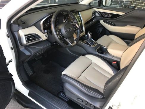 Used 2020 Subaru Outback Limited w/ Popular Package #2 image 5