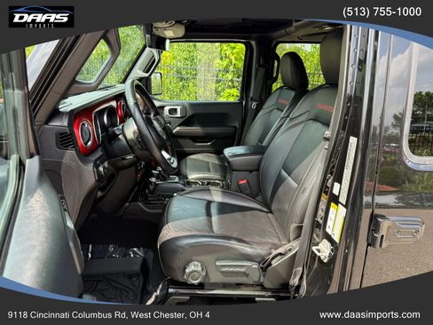 Used 2018 Jeep Wrangler Unlimited Rubicon AWD/4WD image 16