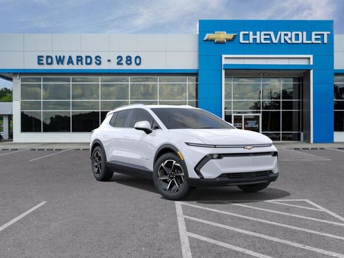 New 2026 Chevrolet Equinox EV LT image 1