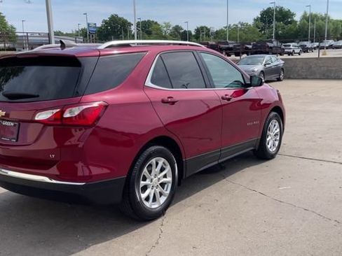 Used 2018 Chevrolet Equinox LT w/ Sun & Infotainment Package FWD image 8