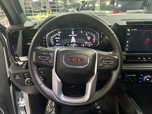 Used 2024 GMC Sierra 3500 SLT w/ SLT Premium Package AWD/4WD image 20