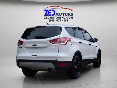 Used 2016 Ford Escape SE AWD/4WD image 3