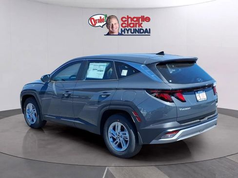 New 2026 Hyundai Tucson SE FWD image 3