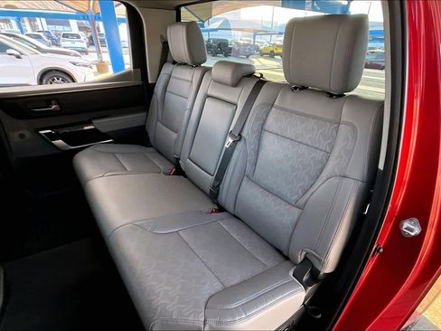 Used 2024 Toyota Tundra Limited image 21