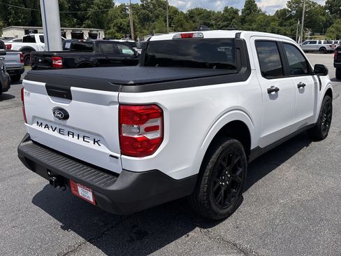 Certified 2025 Ford Maverick XLT w/ Equipment Group 302A AWD/4WD image 6