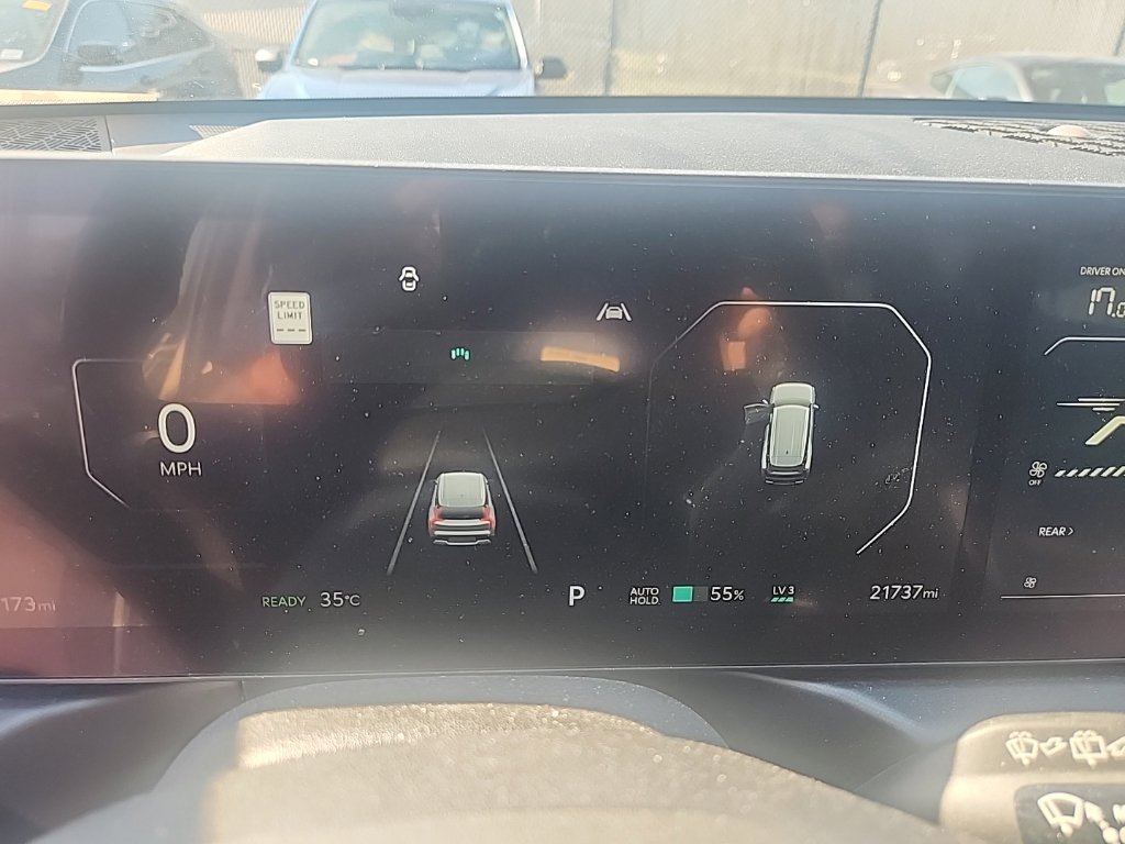 Used 2024 Kia EV9 Light Long Range RWD image 20