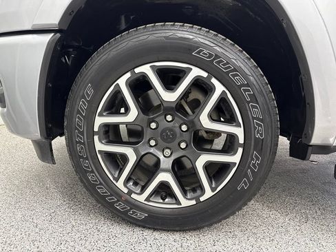 Used 2025 RAM 1500 Laramie w/ Sport Appearance Package AWD/4WD image 12
