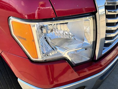 Used 2010 Ford F150 XLT image 23