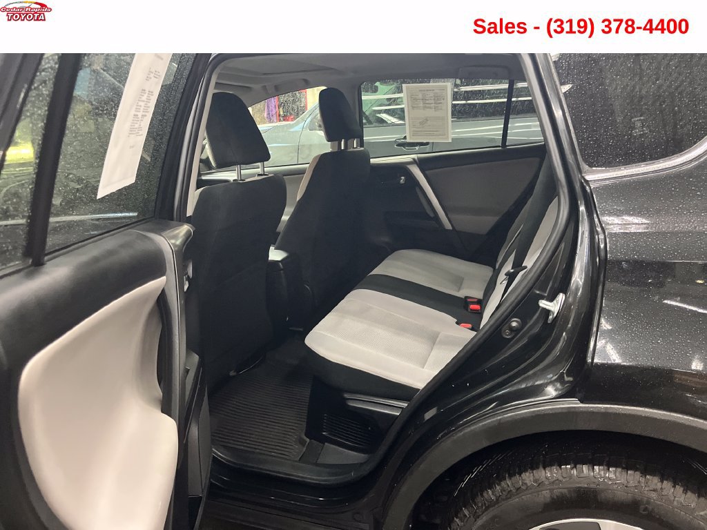 Used 2017 Toyota RAV4 XLE w/ Convenience Package AWD/4WD image 21