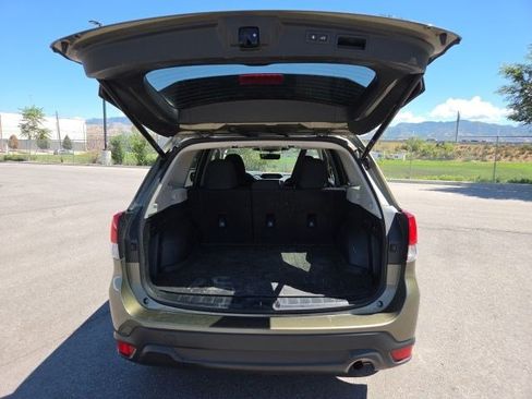 Used 2024 Subaru Forester Premium AWD/4WD image 16