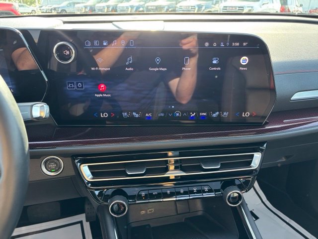 Certified 2026 Chevrolet Traverse RS AWD/4WD image 14