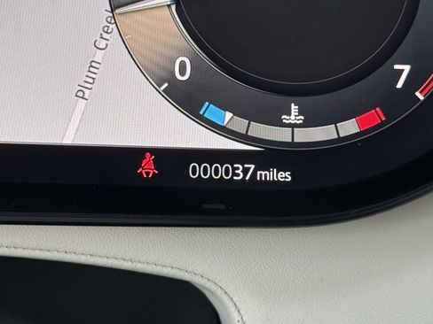 New 2025 Land Rover Range Rover SE image 31