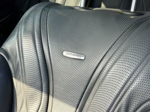 Used 2014 Mercedes-Benz S 63 AMG 4MATIC Sedan image 33
