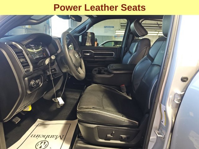 Used 2026 RAM 2500 Laramie AWD/4WD image 11