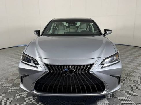 Used 2024 Lexus ES 350 w/ Premium Package FWD image 12