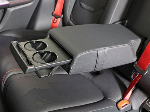 Certified 2026 Mercedes-Benz GLC 43 AMG 4MATIC image 29