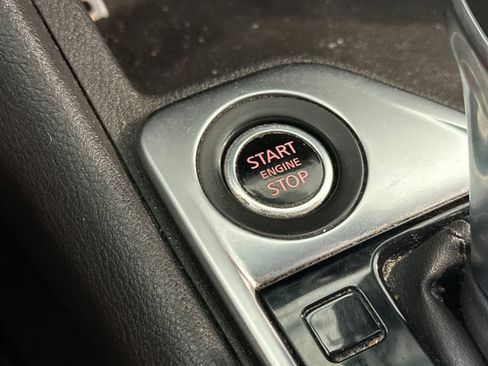 Used 2022 Nissan Sentra SV FWD image 23