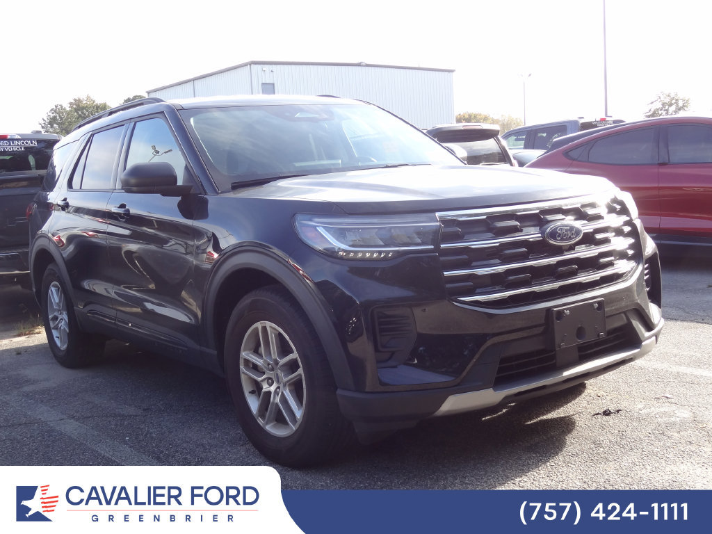 Used 2026 Ford Explorer Active AWD/4WD image 1