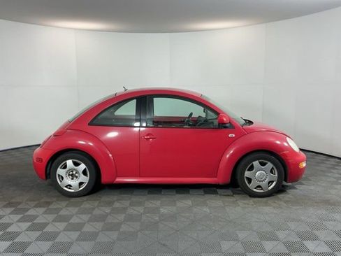 Used 1999 Volkswagen Beetle GLS FWD image 4