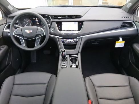New 2026 Cadillac XT5 Premium Luxury w/ LPO, ONYX Package image 9