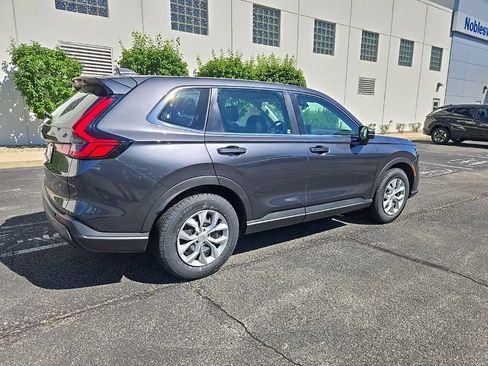 Used 2024 Honda CR-V LX image 8