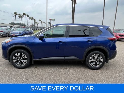 Used 2022 Nissan Rogue SV FWD image 4