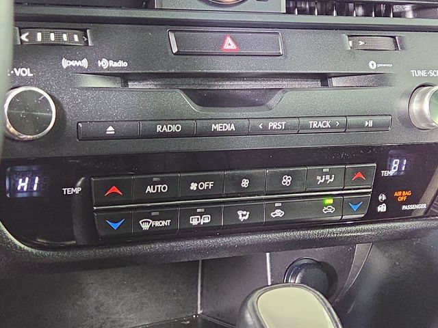Used 2017 Lexus RX 350 AWD w/ Cold Weather Package image 20