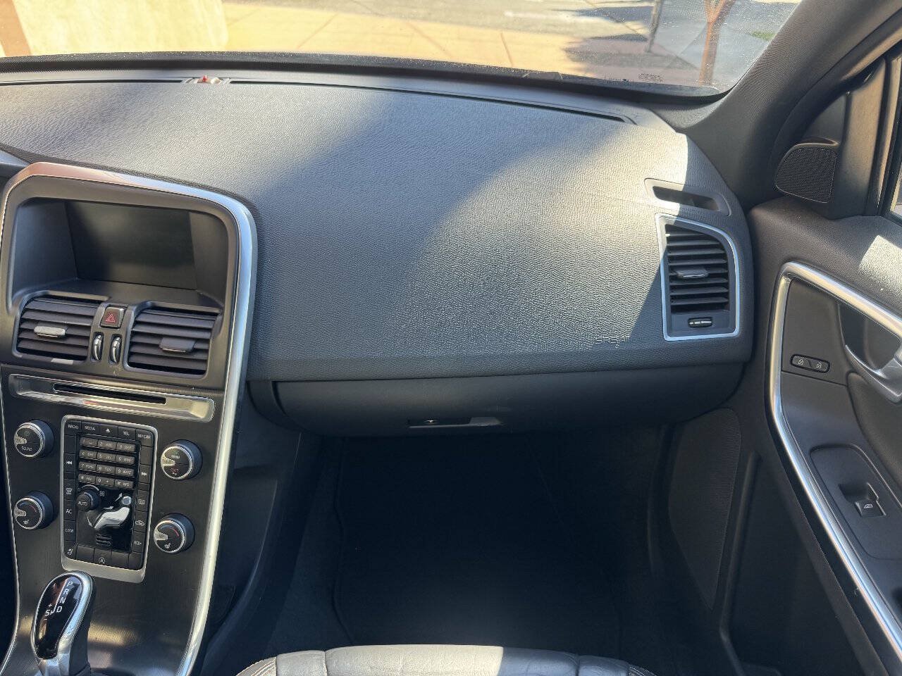 Used 2015 Volvo XC60 T5 Premier Plus FWD image 20