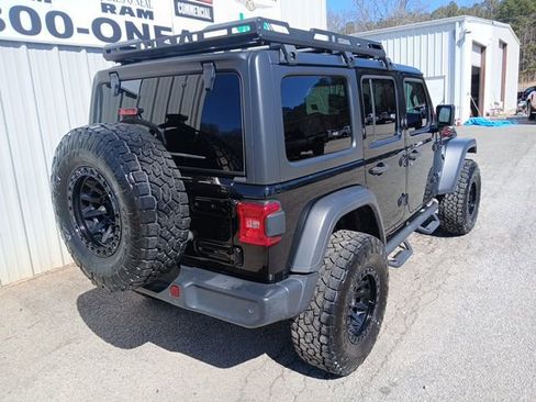 Used 2020 Jeep Wrangler Unlimited Sport S image 3