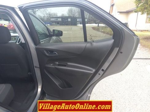 Used 2019 Chevrolet Equinox LT image 39