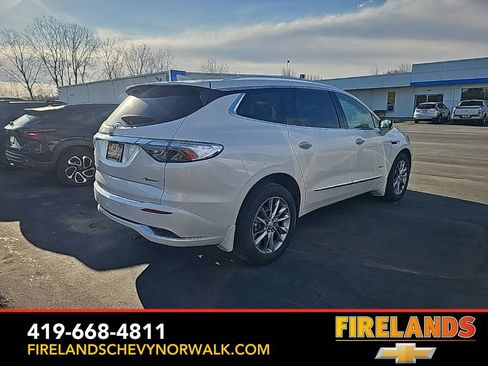 Used 2024 Buick Enclave Avenir w/ Avenir Technology Package image 5