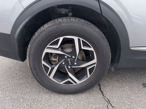 Certified 2024 Kia Sportage LX AWD/4WD image 25