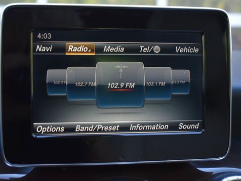 Used 2015 Mercedes-Benz CLA 250 image 24