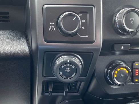 Used 2018 Ford F150 XLT w/ Equipment Group 302A Luxury image 28