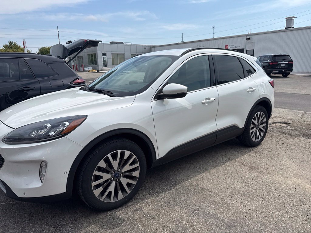 Used 2020 Ford Escape Titanium AWD/4WD image 10