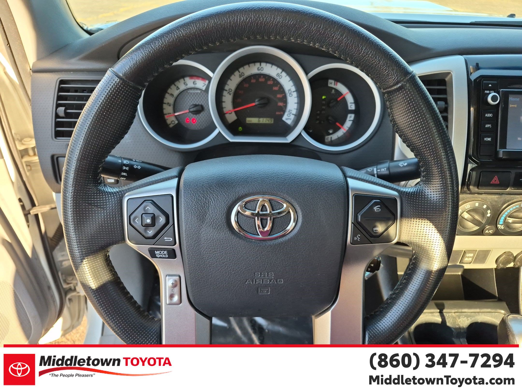 Used 2015 Toyota Tacoma 4x4 Access Cab V6 w/ TRD Sport Package image 17