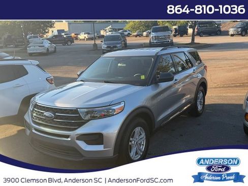 Used 2023 Ford Explorer XLT RWD image 1