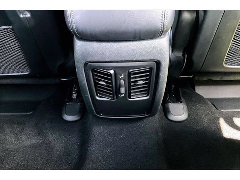 Used 2023 Dodge Durango SXT Launch Edition AWD/4WD image 13