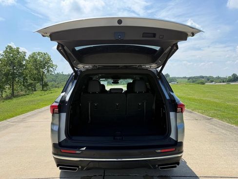 Used 2025 Buick Enclave Preferred FWD image 5