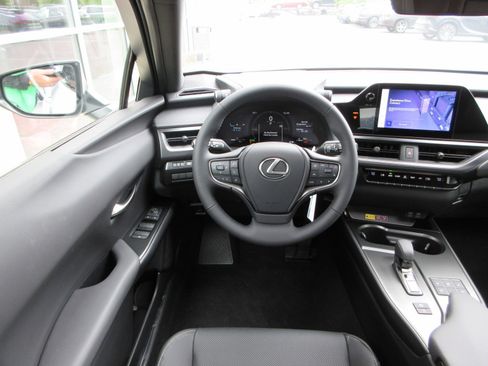 New 2026 Lexus UX 300h AWD image 31