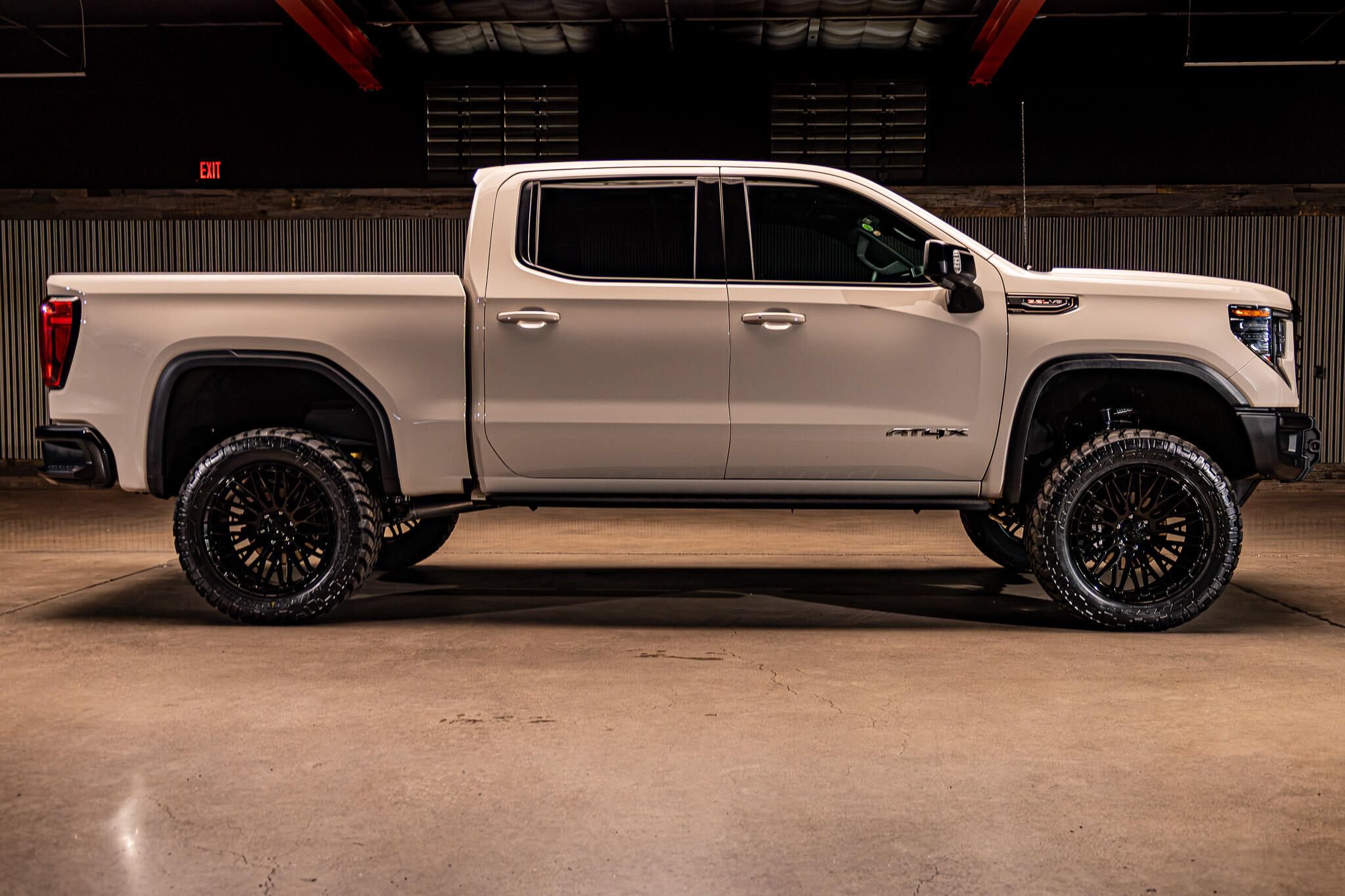 Used 2026 GMC Sierra 1500 AT4X AWD/4WD image 11
