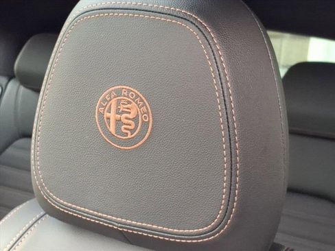 New 2025 Alfa Romeo Stelvio Sprint image 21