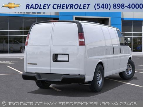 New 2025 Chevrolet Express 2500 image 4