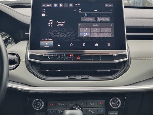 Certified 2022 Jeep Compass Limited image 27