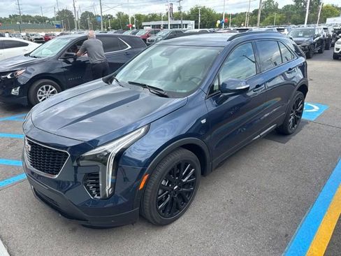 Used 2022 Cadillac XT4 Sport w/ Comfort Package AWD/4WD image 1