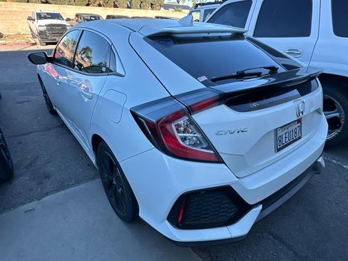 Used 2019 Honda Civic EX image 3