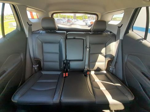 Used 2024 GMC Terrain AT4 w/ Tech Package AWD/4WD image 39