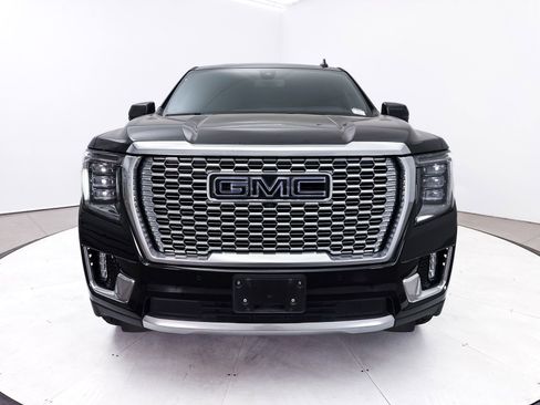 Used 2022 GMC Yukon XL Denali AWD/4WD image 15