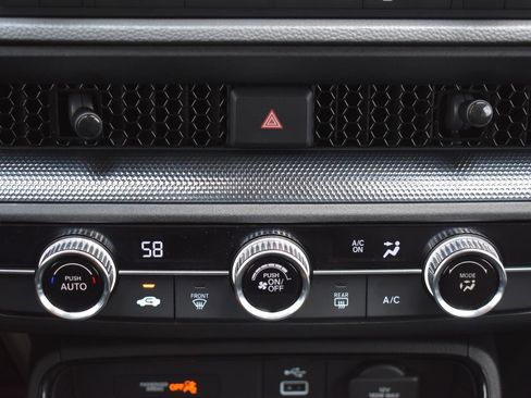 Used 2025 Honda CR-V LX image 10